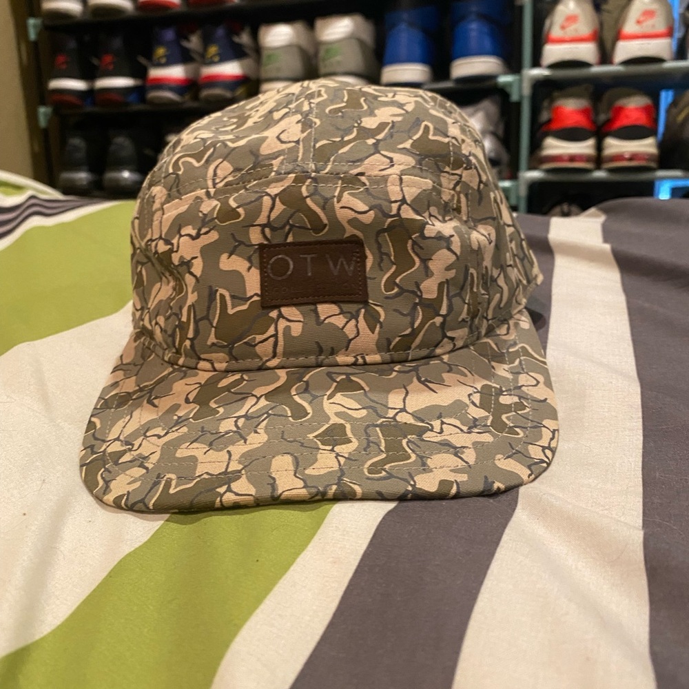 Vans 5 panel camp hat desert camo